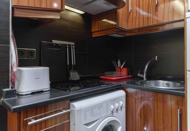 Studio in Madrid - M (DP131) Céntrico estudio en Malasaña Studio in Madrid - M (DP131) Céntrico estudio en Malasaña