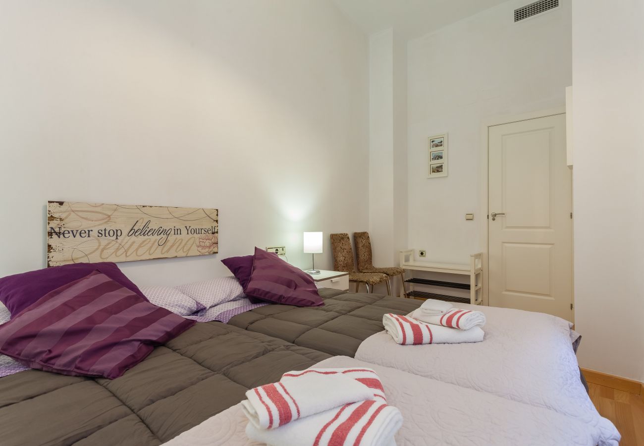 Apartment in Cádiz - Apartment of 2 bedrooms to 500 m beach