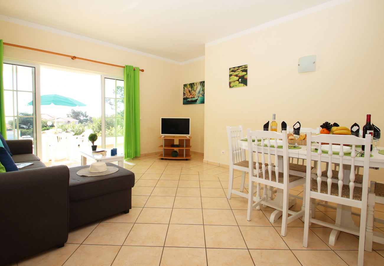 Apartment in Albufeira - Apartment for 6 people to 1 km beach