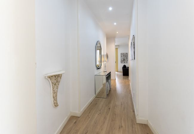 Apartment in Madrid - M (PRE103C) Apto. de diseño Puerta del Sol 9 Apartment in Madrid - M (PRE103C) Apto. de diseño Puerta del Sol 9