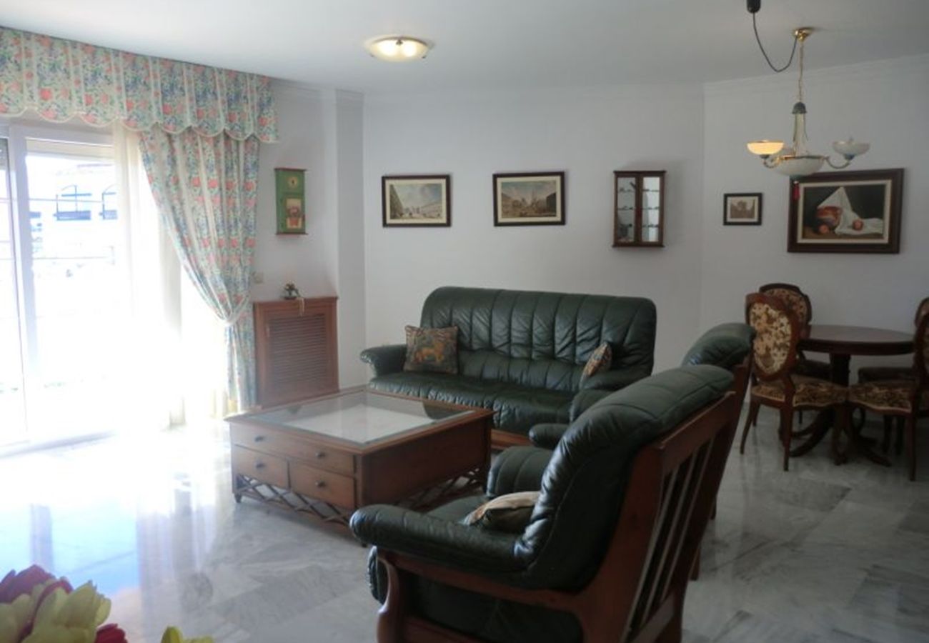 Apartment in Nerja - Apartment with swimming pool to 100 m beach