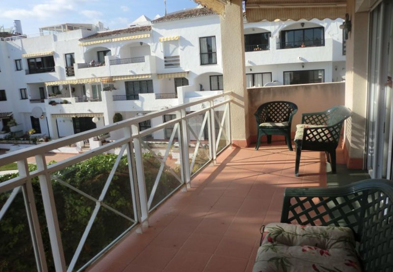 Apartment in Nerja - Apartment with swimming pool to 100 m beach