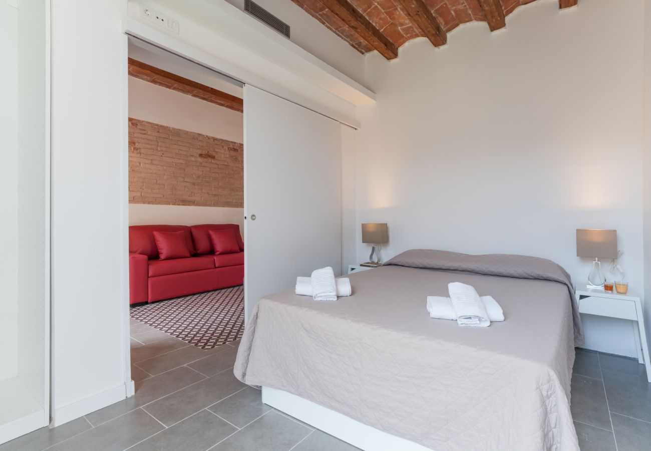 Apartment in Barcelona - Family DELUXE great flat with terrace, kids pool in Barcelona center