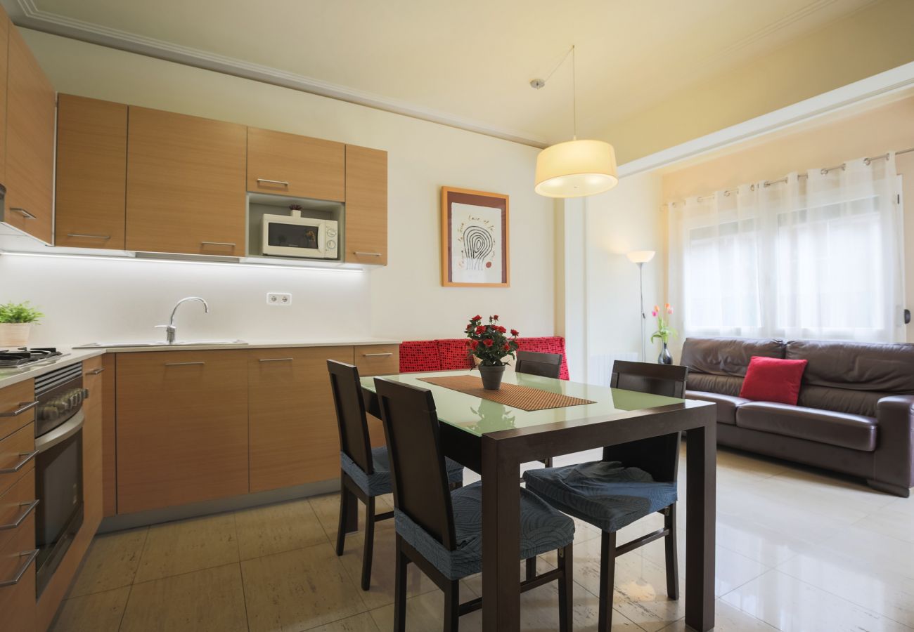 Apartment in Barcelona - MARQUES, renovated, large, modern, 4 bedrooms flat for rent by days in Barcelona center, Eixample, Sant Antoni