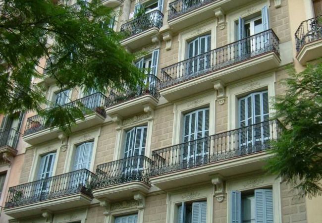 Apartment in Barcelona - Nice flat for rent with large private terrace, next to Passeig de Gracia, Barcelona center Apartment in Barcelona - Nice flat for rent with large private terrace, next to Passeig de Gracia, Barcelona center