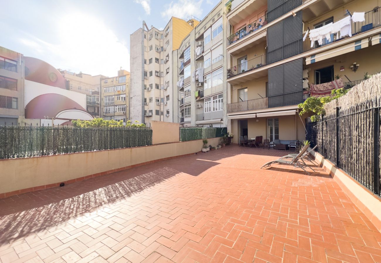 Apartment in Barcelona - Nice flat for rent with large private terrace, next to Passeig de Gracia, Barcelona center