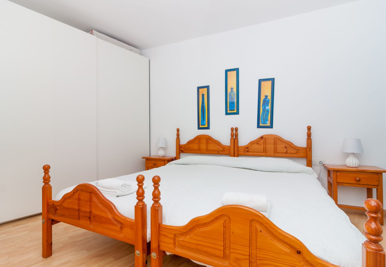 Residence in Nerja - Residence of 1 bedrooms to 10 m beach