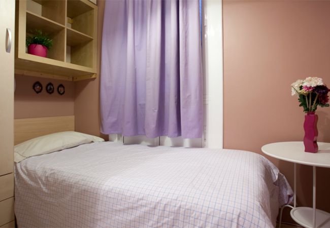 Apartment in Barcelona - SANT ANTONI, nice, silent and central located vacation rentals in Barcelona Apartment in Barcelona - SANT ANTONI, nice, silent and central located vacation rentals in Barcelona