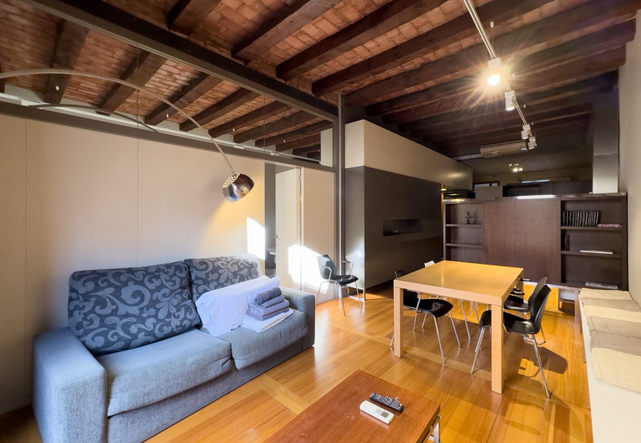 Apartment in Barcelona - GRACIA DREAM, very nice restored vacation rental apartment in Barcelona center, Gracia