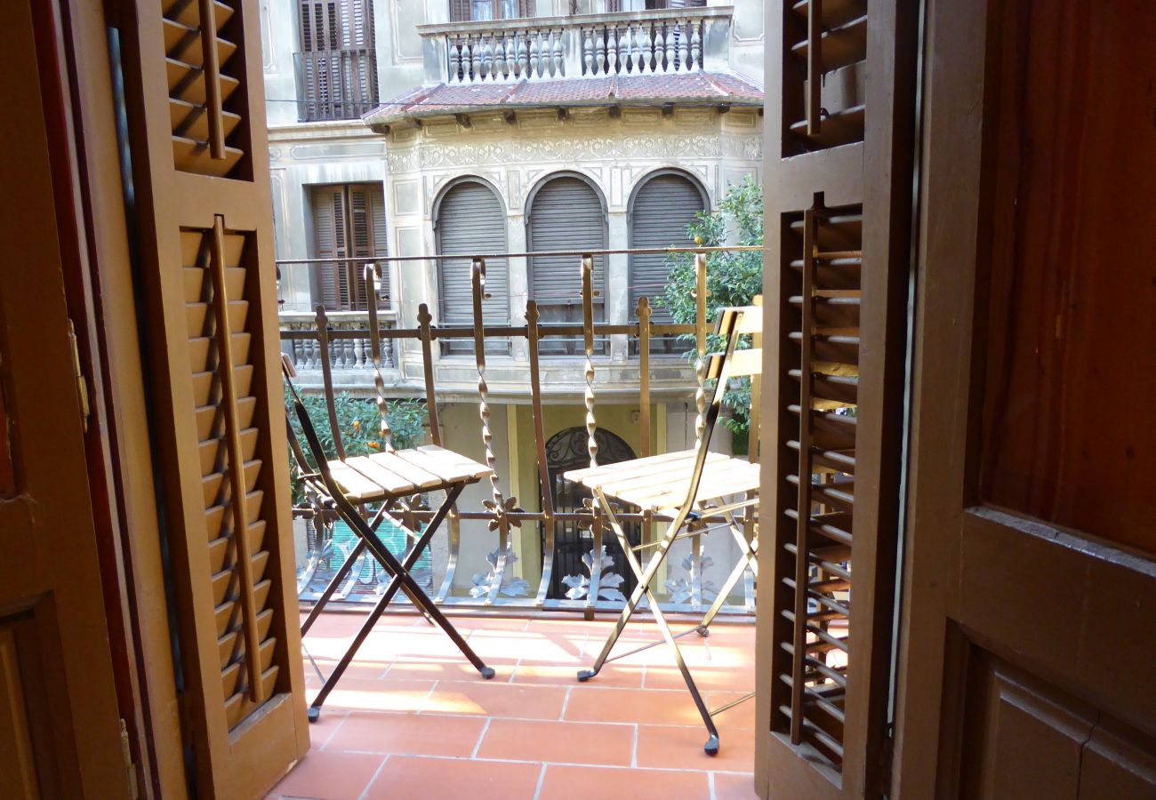 Apartment in Barcelona - GRACIA BONAVISTA, great restored apartment for rent in Barcelona center