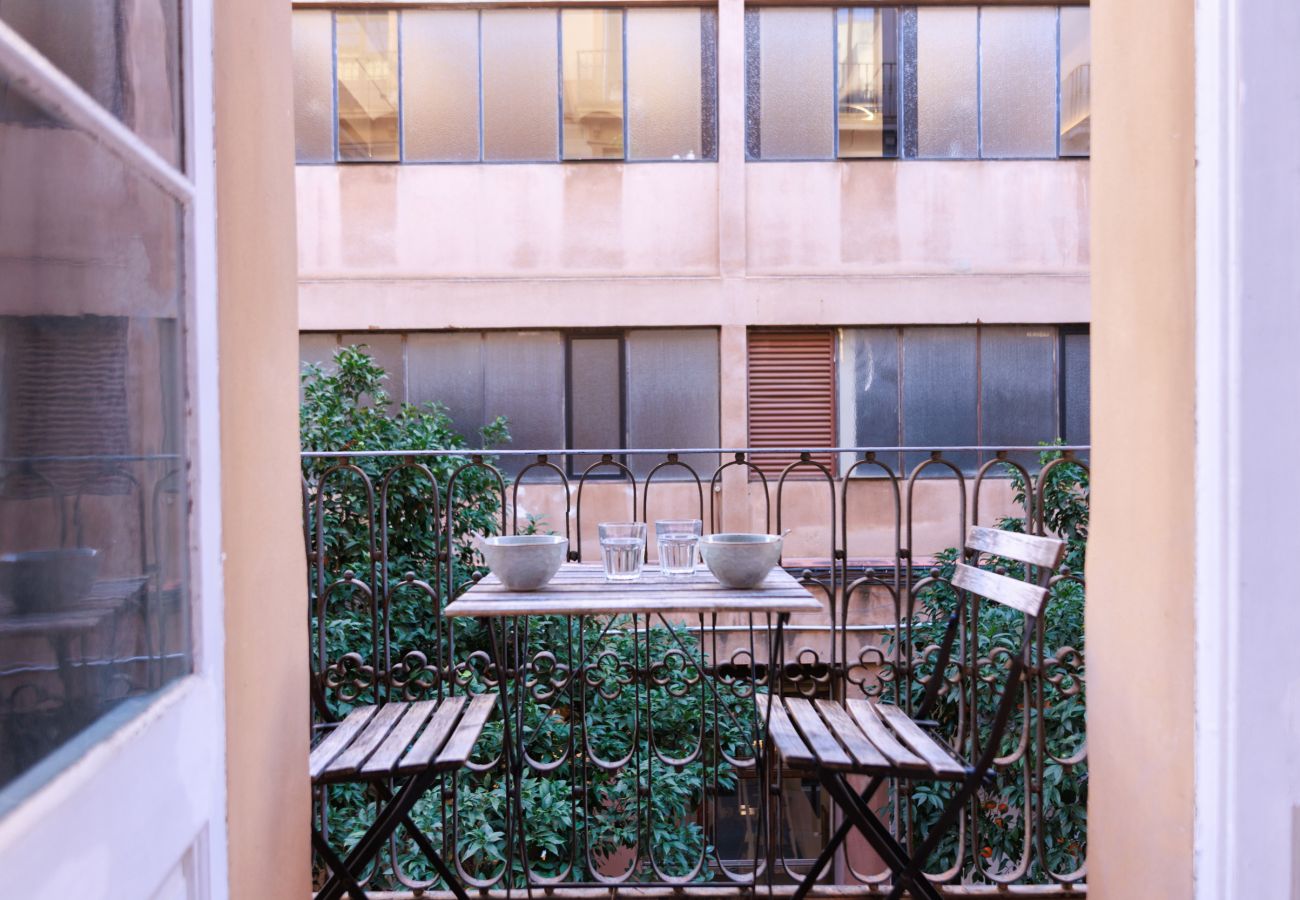 Apartment in Barcelona - GRACIA SANT AGUSTI, 3 bedrooms