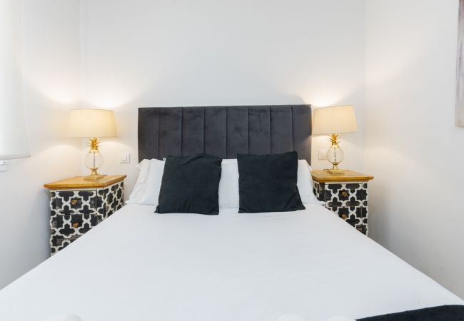 Apartment in Madrid - M (PRE103B) Moderno diseño Madrid centro Sol 8 Apartment in Madrid - M (PRE103B) Moderno diseño Madrid centro Sol 8