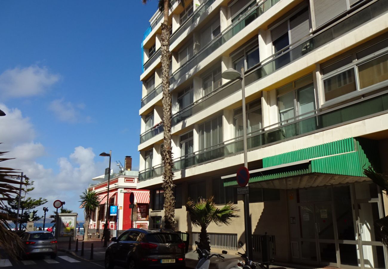 Apartment in Las Palmas de Gran Canaria - Apartment for 2 people to 5 m beach