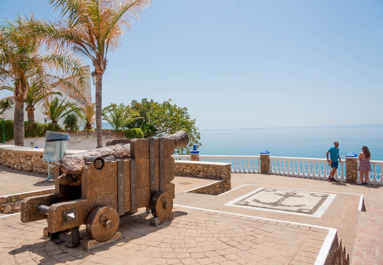 House in Nerja - House of 4 bedrooms to 450 m beach