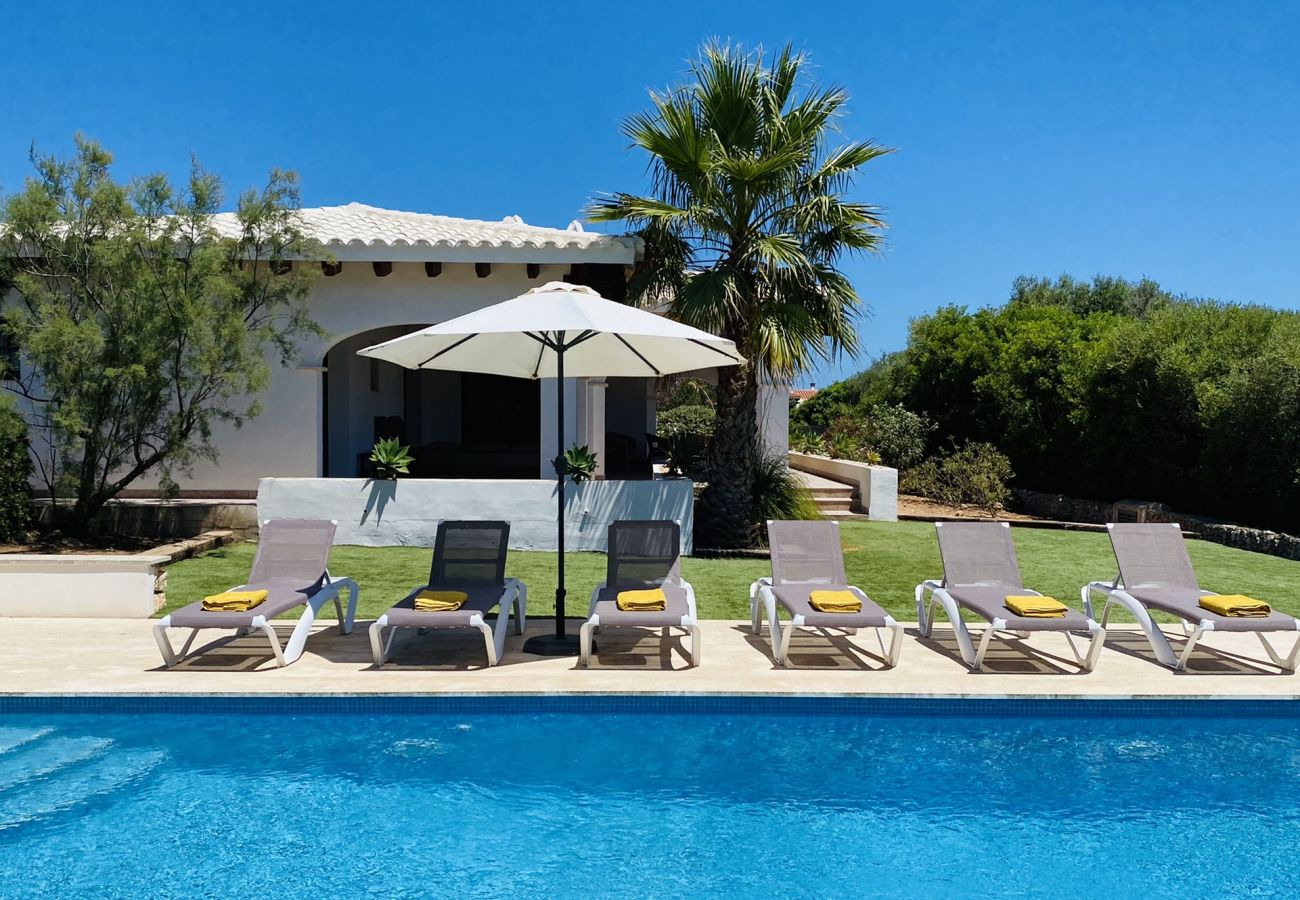 Villa in Cap d´en Font - Villa for 8 people to 600 m beach