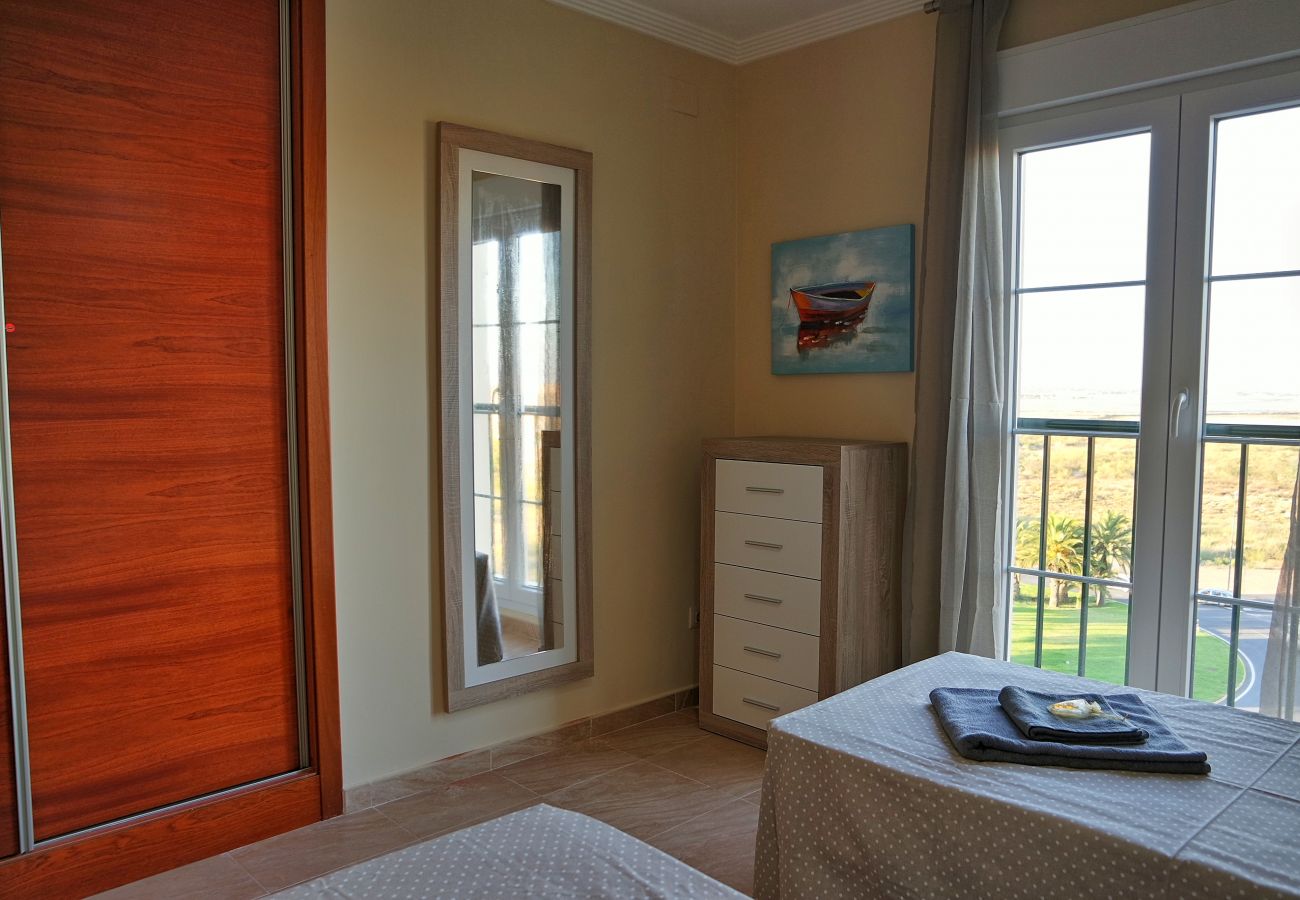 Apartment in Isla Canela - Apartment of 3 bedrooms to 2 km beach