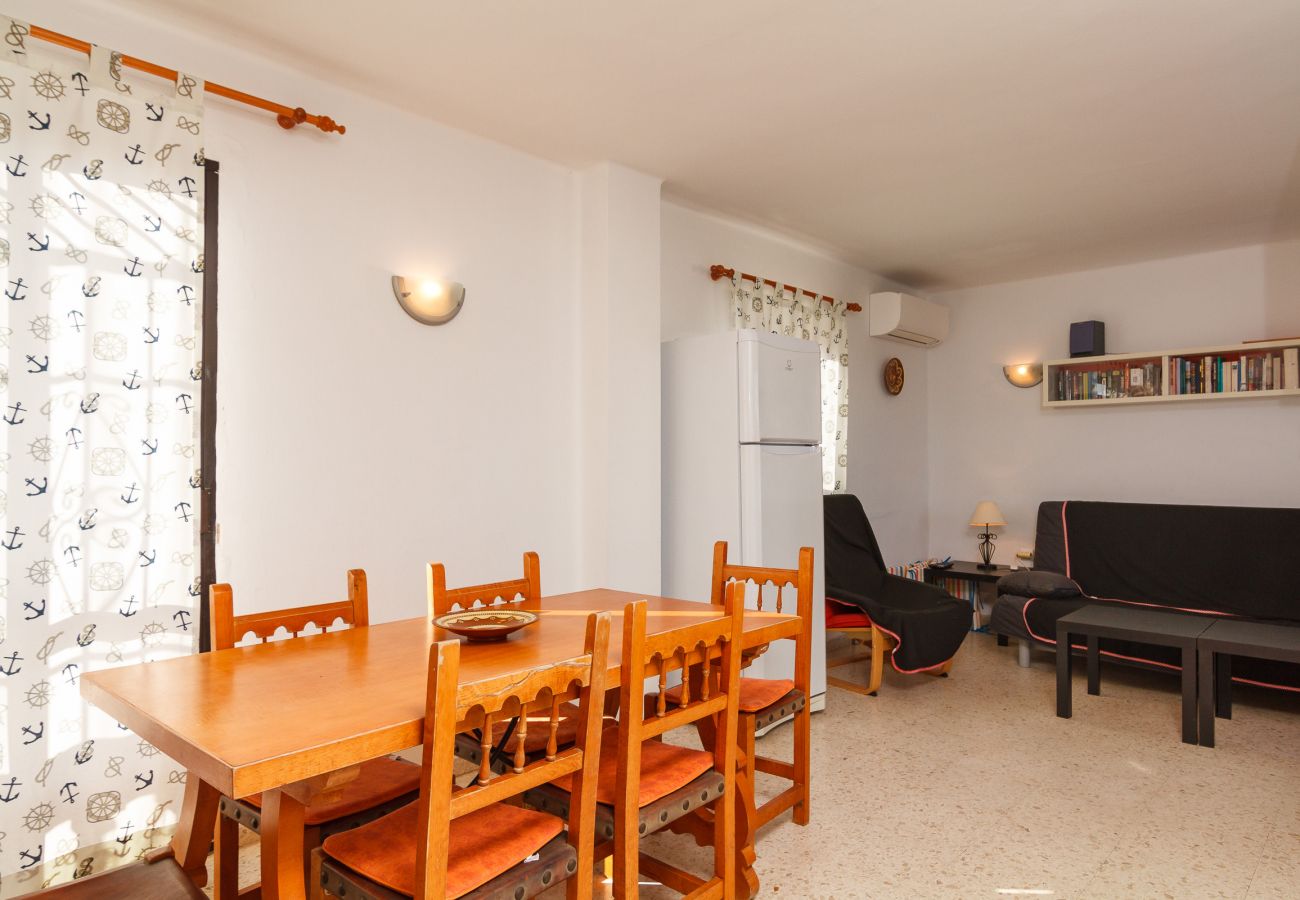 Apartment in Nerja - Apartment for 6 people to 200 m beach
