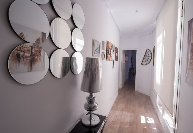 Apartment in Madrid - M (PRE104A) Apto. de diseño Puerta del sol 10 Apartment in Madrid - M (PRE104A) Apto. de diseño Puerta del sol 10