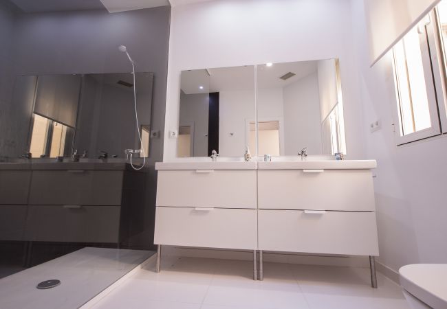 Apartment in Madrid - M (PRE104A) Apto. de diseño Puerta del sol 10 Apartment in Madrid - M (PRE104A) Apto. de diseño Puerta del sol 10