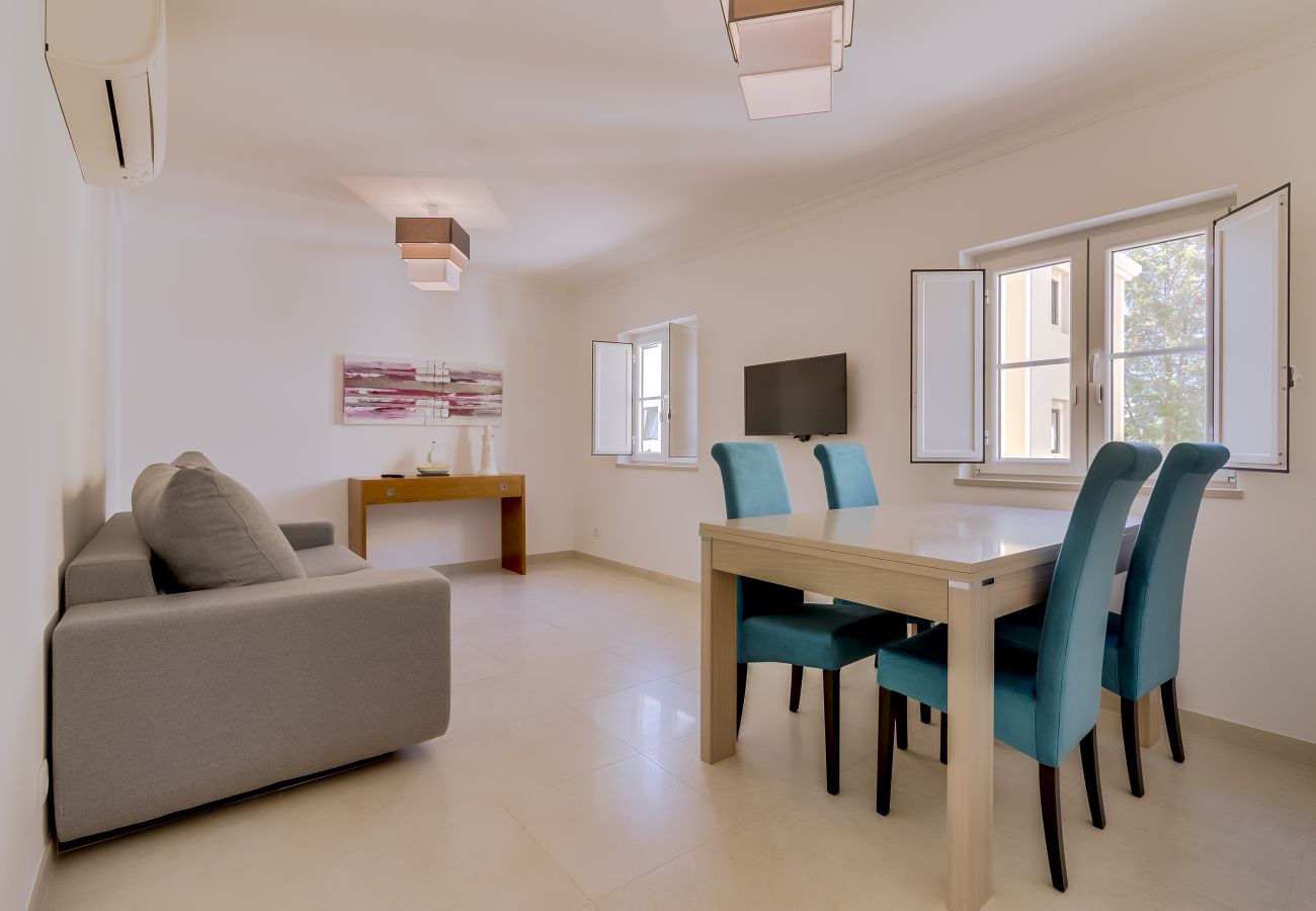 Apartment in Vilamoura - Apartment with air-conditioned to 1 km beach