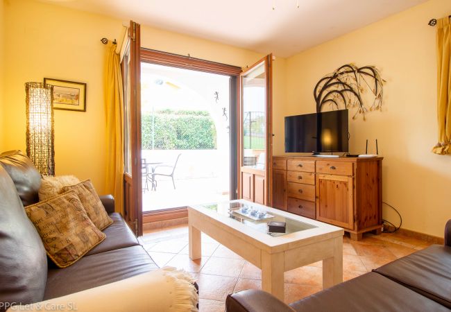 House in Ayamonte - ROU002 Townhouse with Private Garden and Direct Access to the Pool House in Ayamonte - ROU002 Townhouse with Private Garden and Direct Access to the Pool