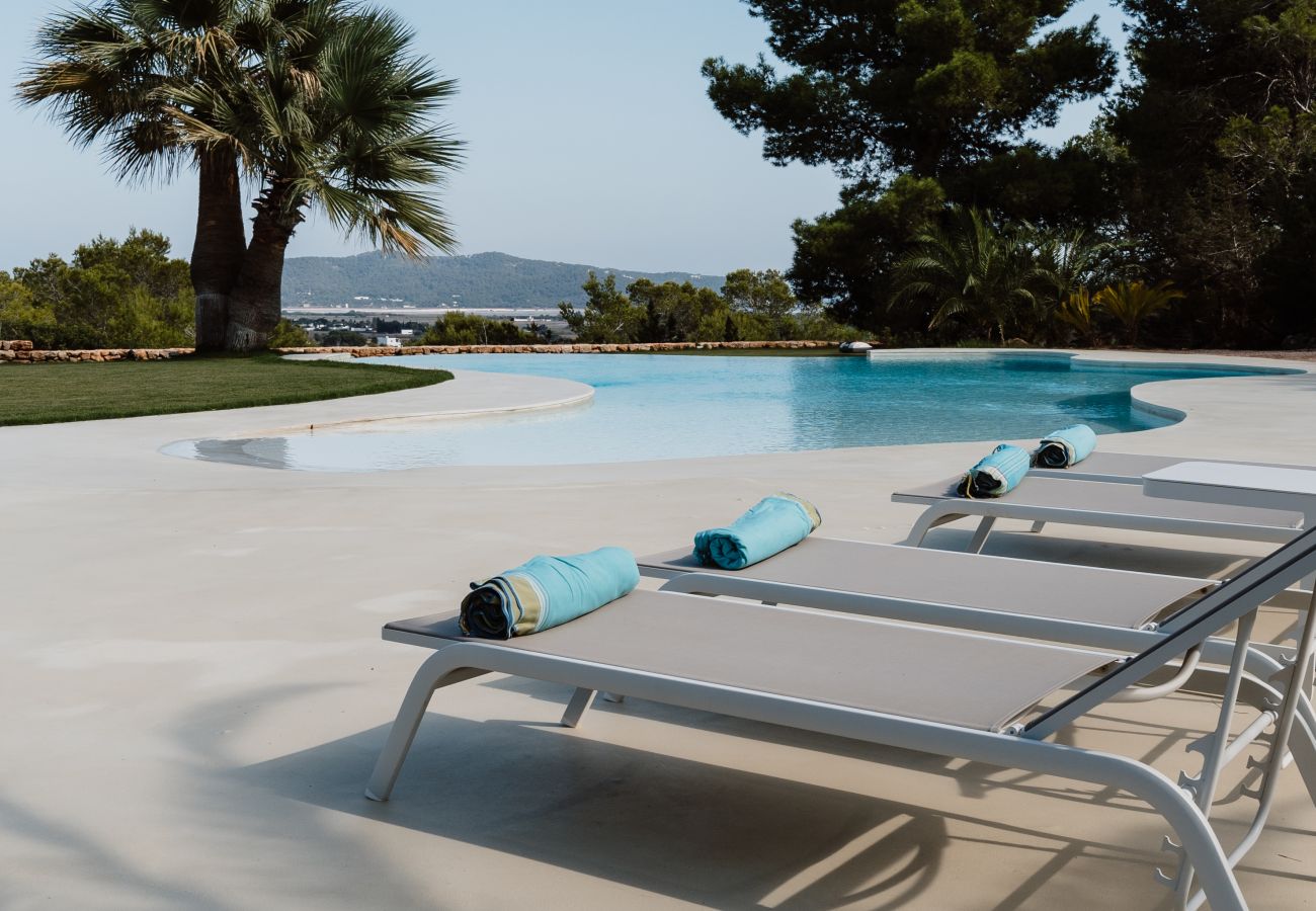 Villa in Ibiza / Eivissa - Villa for 10 people in Ibiza