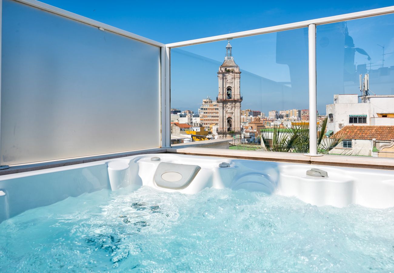 Apartment in Málaga - iloftmalaga Premium Calle Nueva 5C, Jacuzzi and private terrace