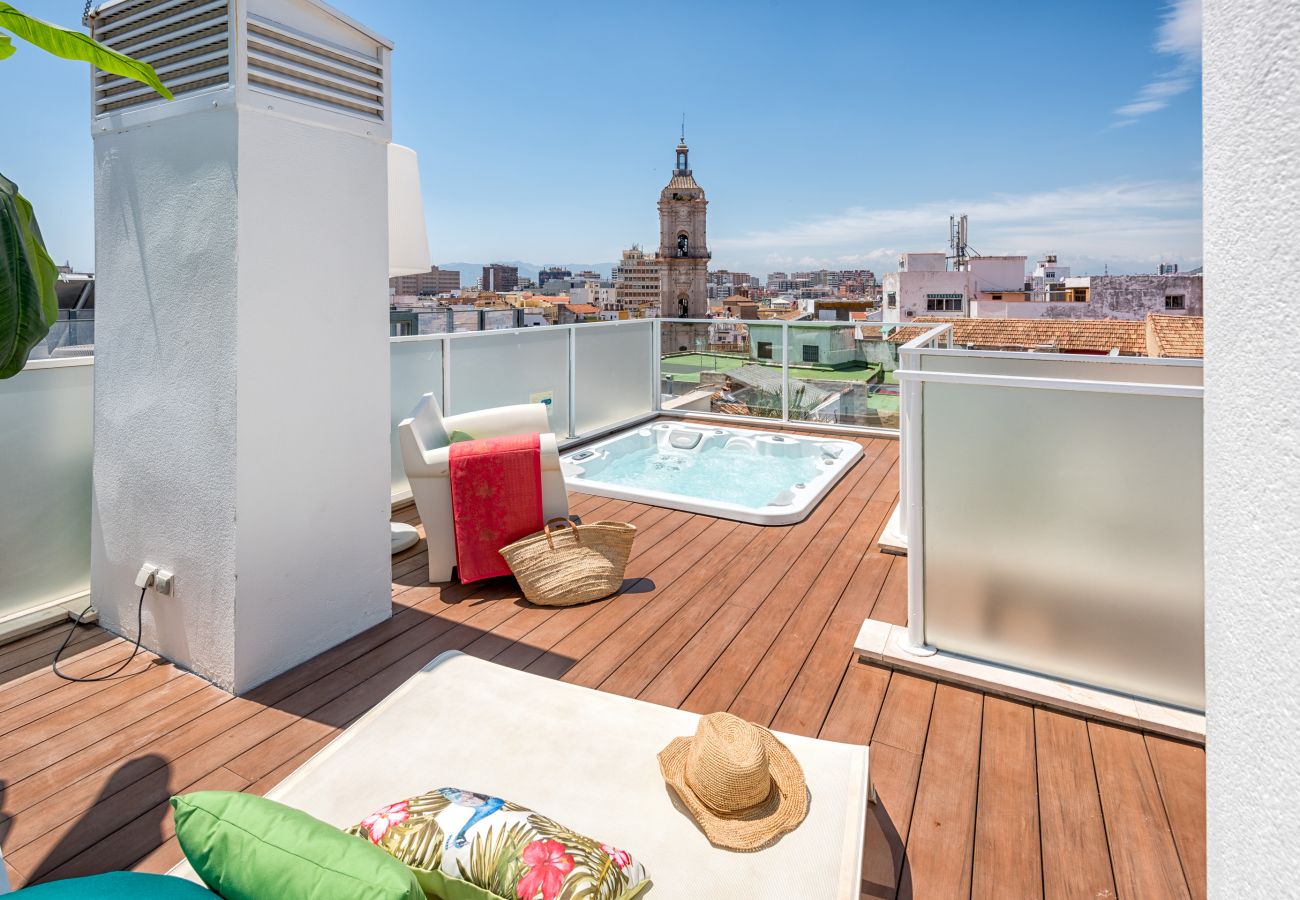 Apartment in Málaga - iloftmalaga Premium Calle Nueva 5C, Jacuzzi and private terrace