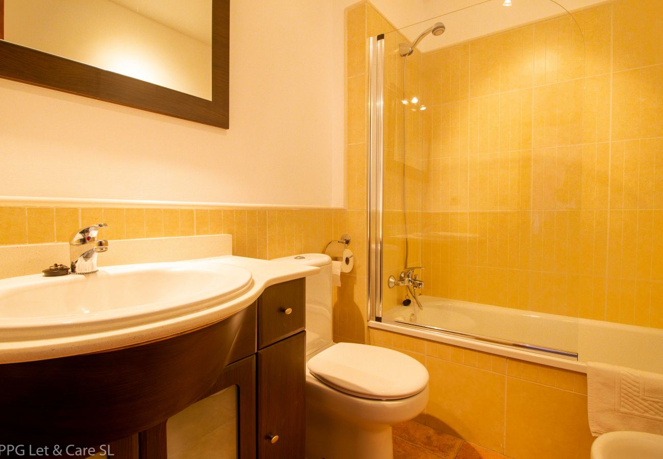 Apartment in Punta del Moral - HAR02 Sea View Apartment 200m to Beach