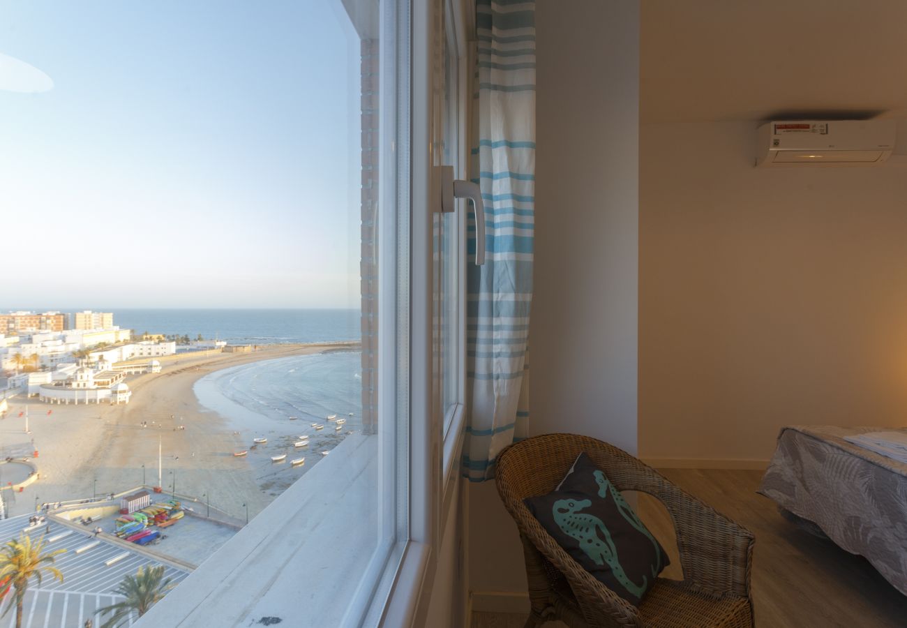 Apartment in Cádiz - Apartment for 9 people to 100 m beach