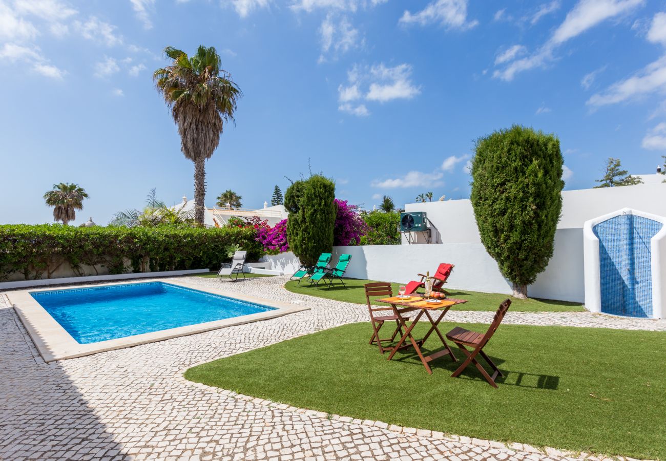 Villa in Luz - Villa with swimming pool to 500 m beach