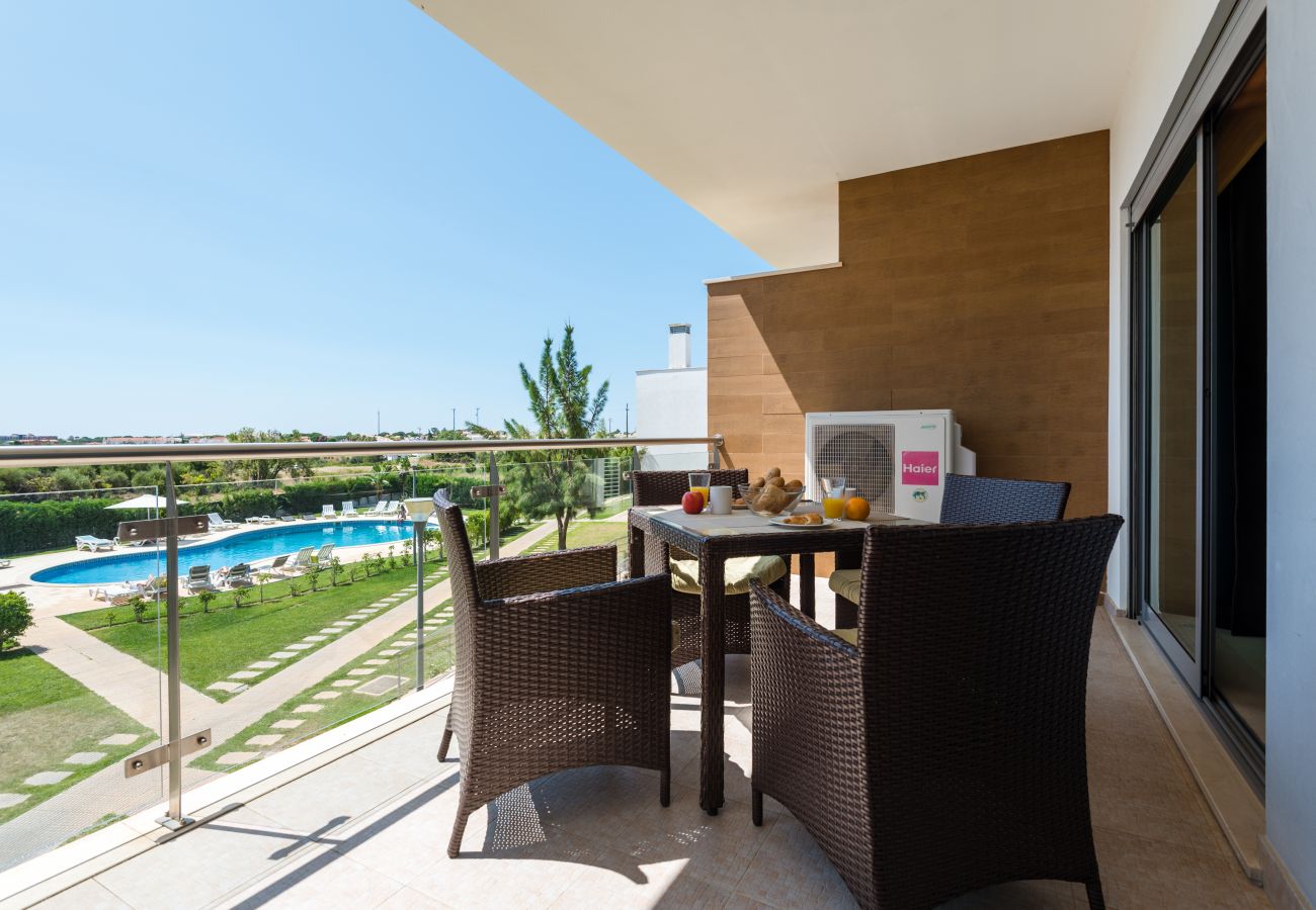 Apartment in Albufeira - Apartment with swimming pool in Albufeira