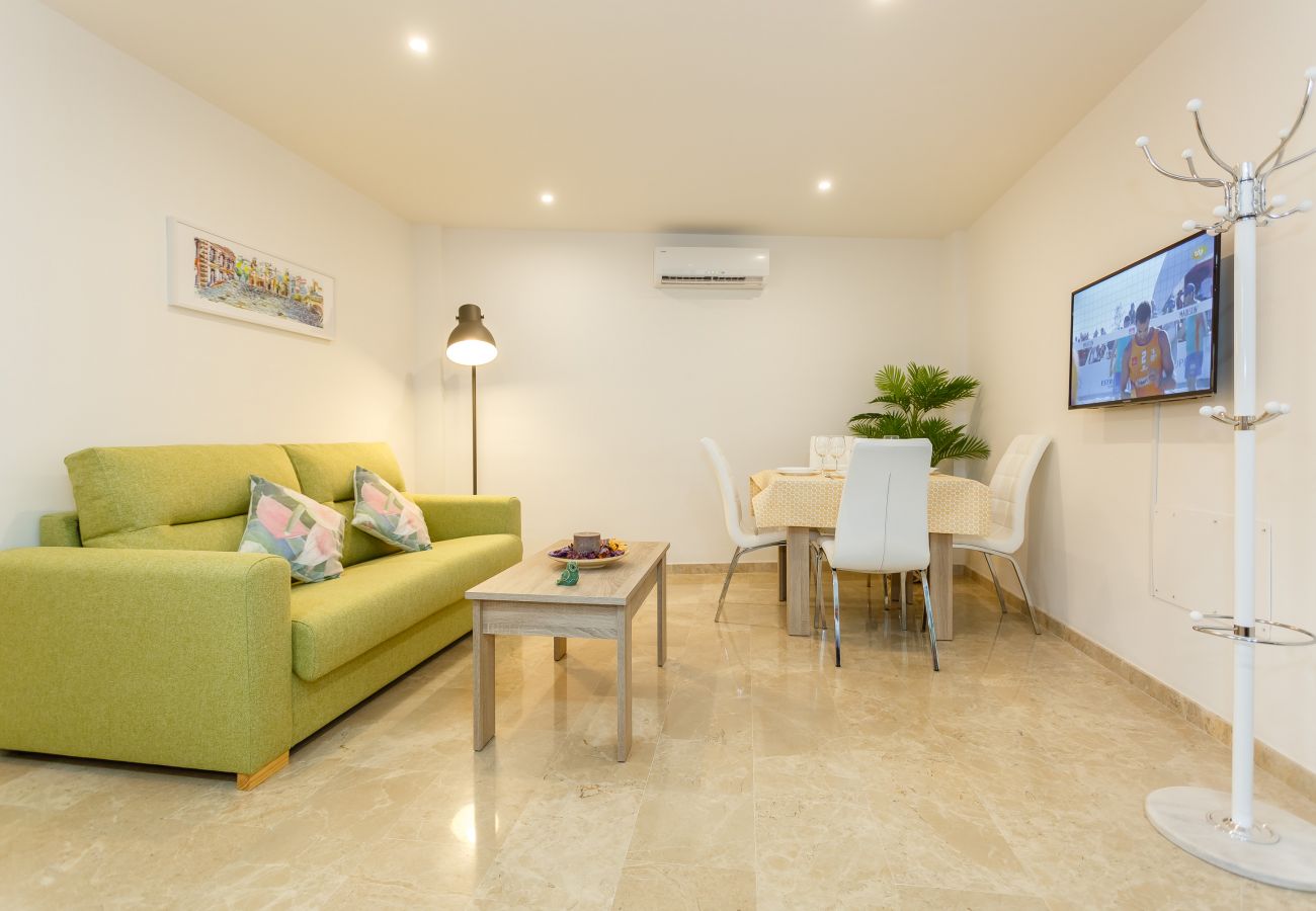 Apartment in Cádiz - Apartment for 4 people to 1 km beach