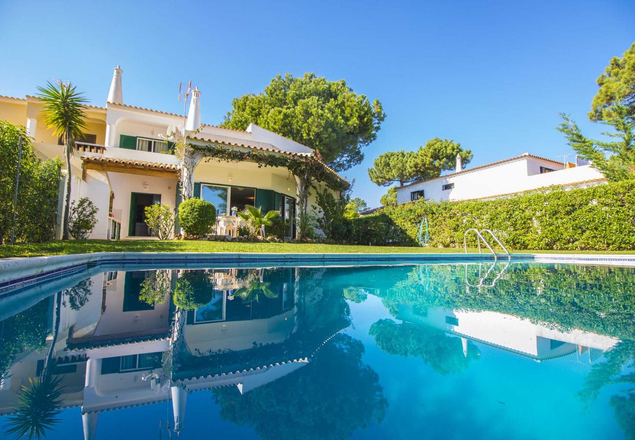 House in Vilamoura - House of 4 bedrooms to 2 km beach