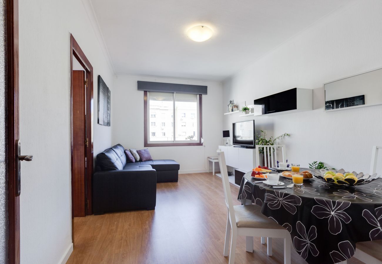 Apartment in Barcelona - Apartment for 7 people in Barcelona