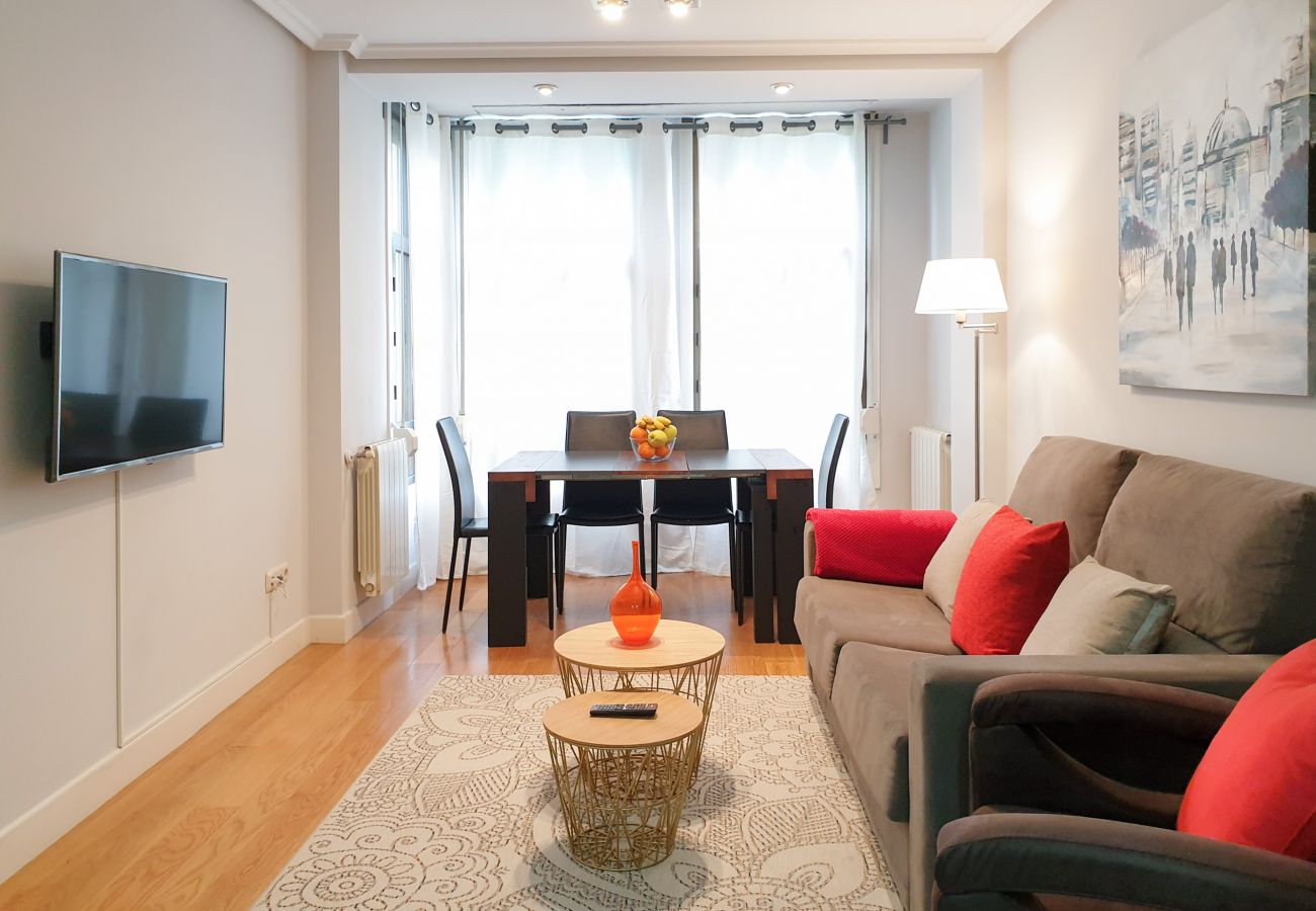 Apartment in San Sebastián - Apartment of 3 bedrooms to 150 m beach