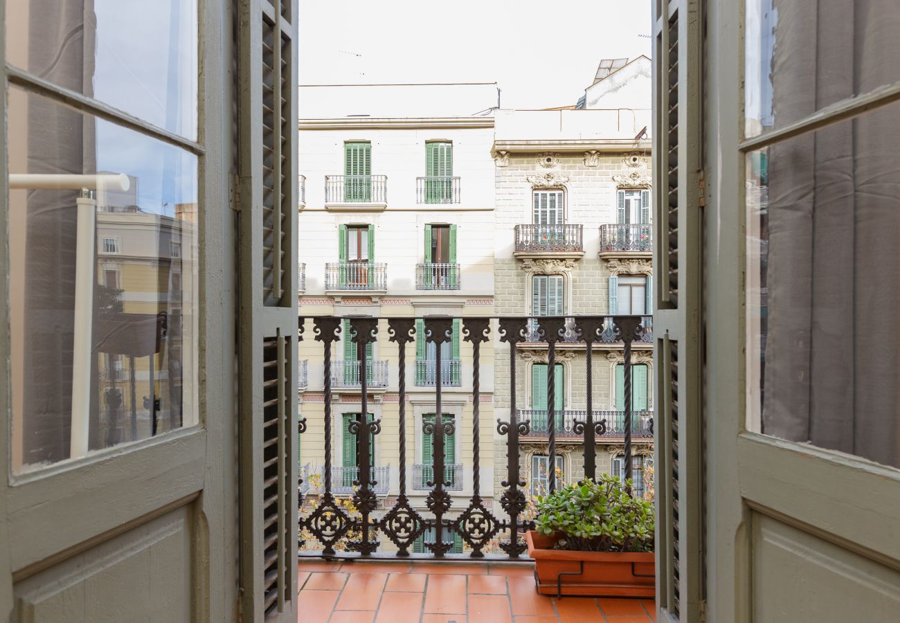 Apartment in Barcelona - Apartment for 15 people in Barcelona