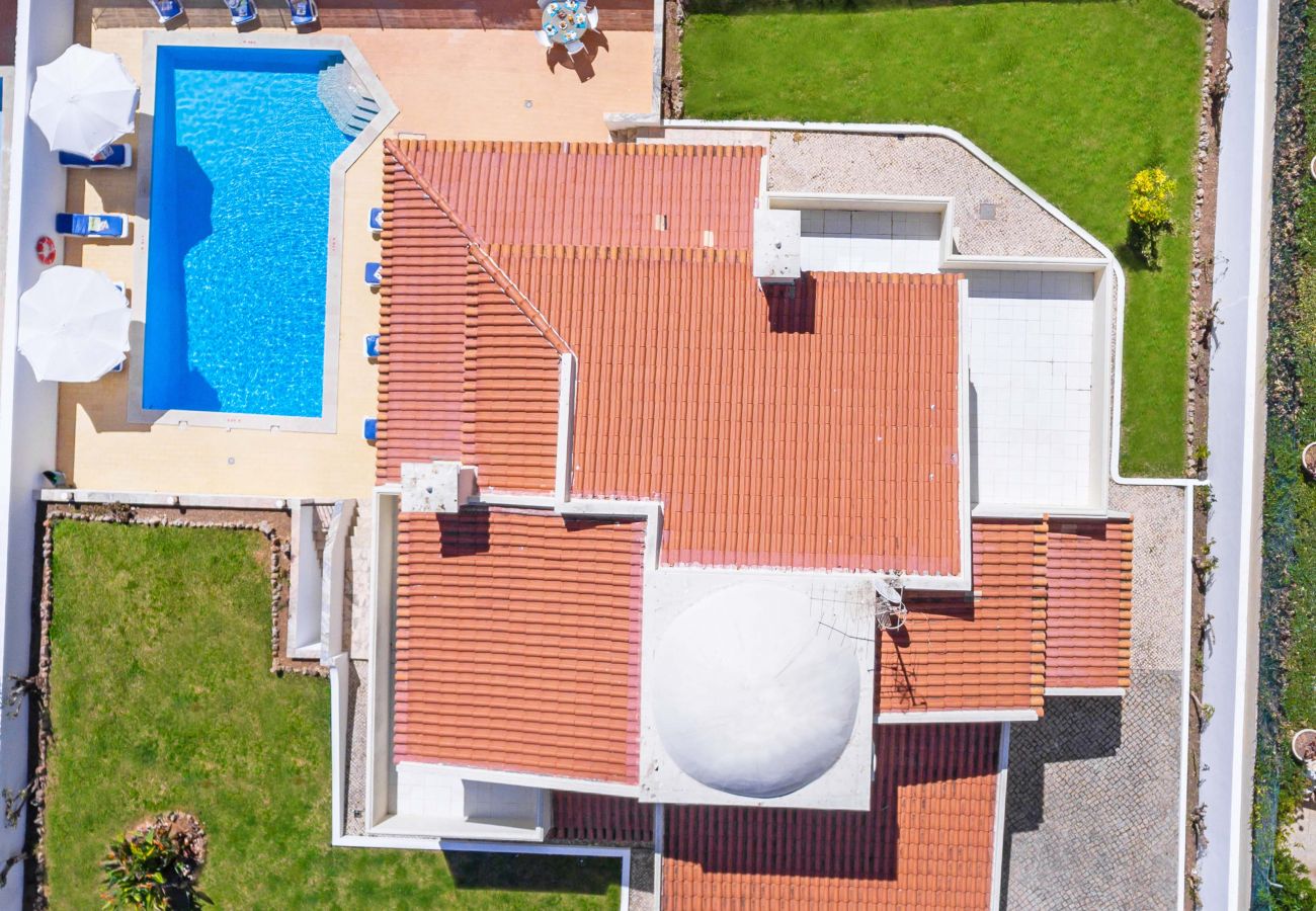 Villa in Albufeira - Villa with air-conditioned in Albufeira