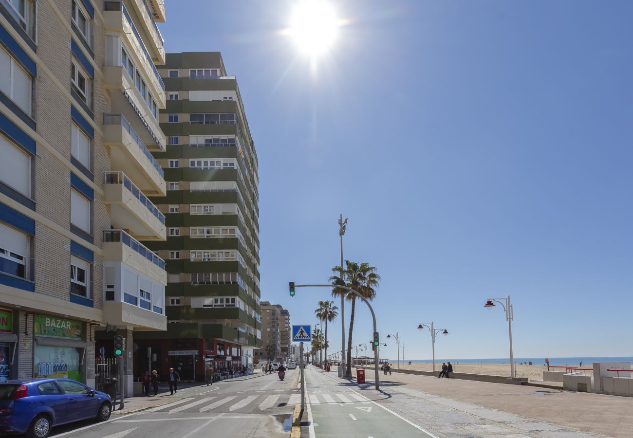 Apartment in Cádiz - Apartment of 1 bedrooms to 10 m beach