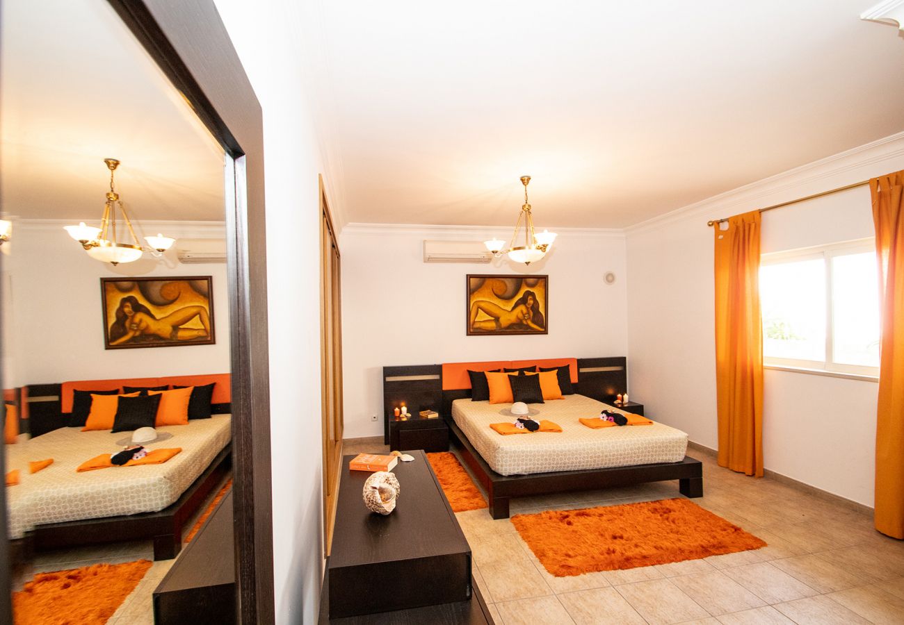 Villa in Carvoeiro - Villa with air-conditioned to 2 km beach