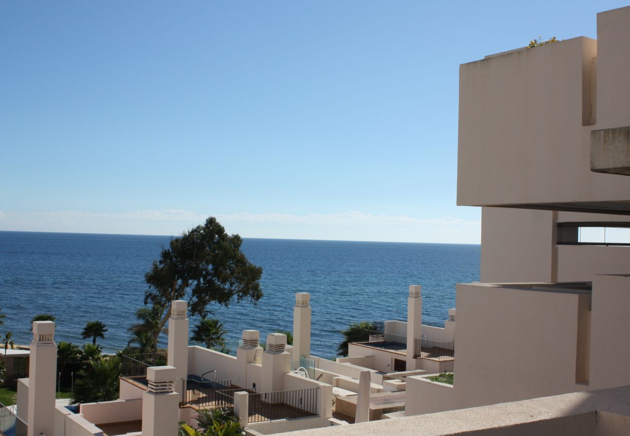 Apartment in Estepona - Apartment for 4 people to 50 m beach