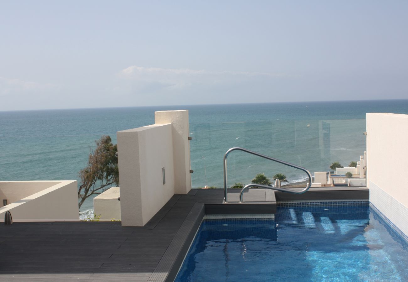 Apartment in Estepona - Apartment with swimming pool to 50 m beach