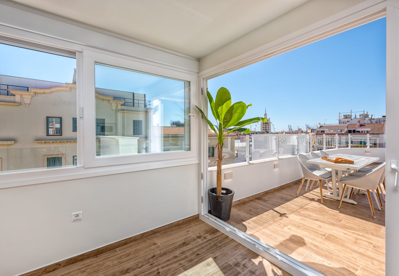 Apartment in Málaga - iloftmalaga Ático Plaza de las Flores