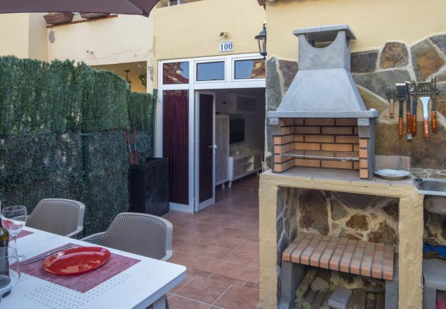 Bungalow/Linked villa in San Bartolomé de Tirajana - Bungalow private terrace barbecue l by Lightbooking