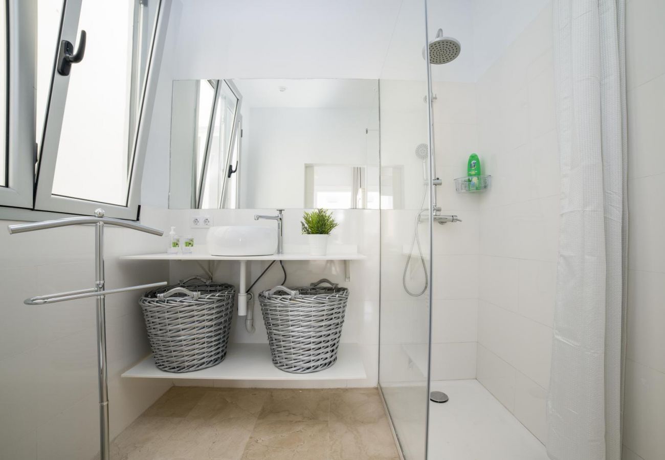 Apartment in Las Palmas de Gran Canaria - Canteras Prudencio Morales 15 2ª planta