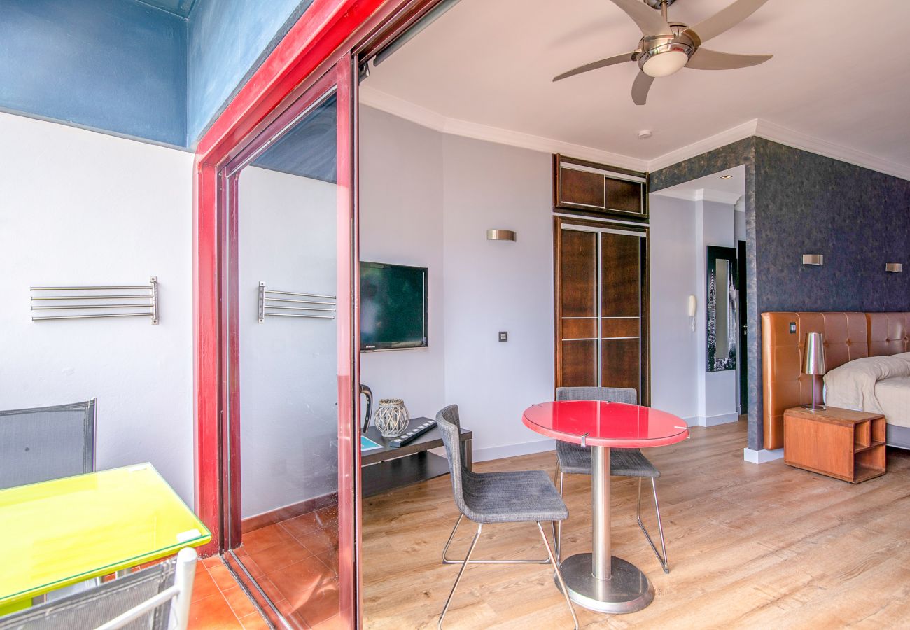 Studio in Las Palmas de Gran Canaria - Orlando Prudencio Morales 10 Pta. 3