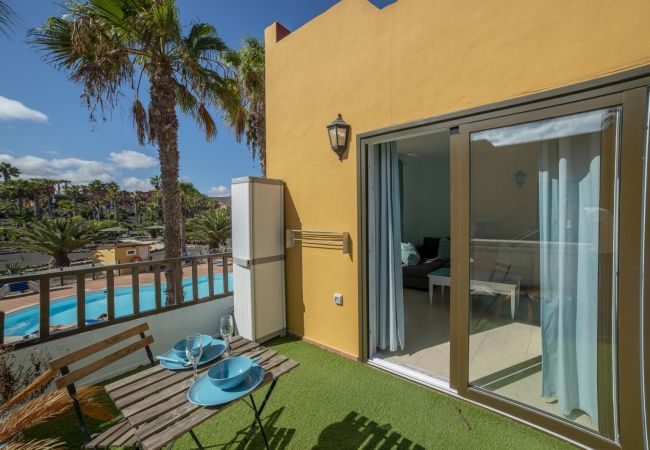 Apartment in Corralejo - Oasis Royal 11 Corralejo pool view apartment by Lightbooking