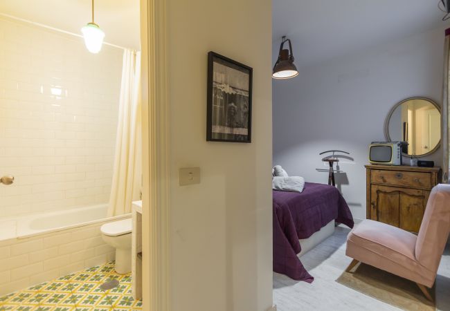 Apartment in Madrid - M (ESA81) Apto. Tribunal-Malasaña-Chueca Apartment in Madrid - M (ESA81) Apto. Tribunal-Malasaña-Chueca