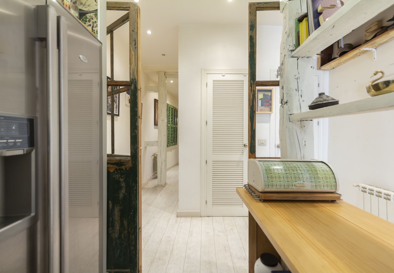 Apartment in Madrid - Apartment Madrid Downtown Tribunal-Malasaña-Chueca M (EST8)