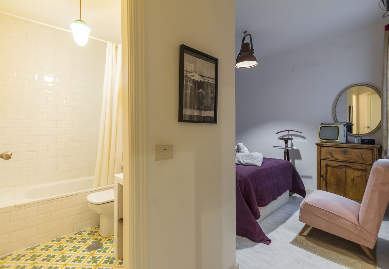 Apartment in Madrid - Apartment Madrid Downtown Tribunal-Malasaña-Chueca M (EST8)